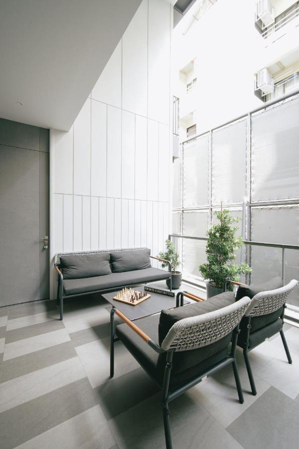 วันหยุดที่บ้าน Humble Abode Vacation *